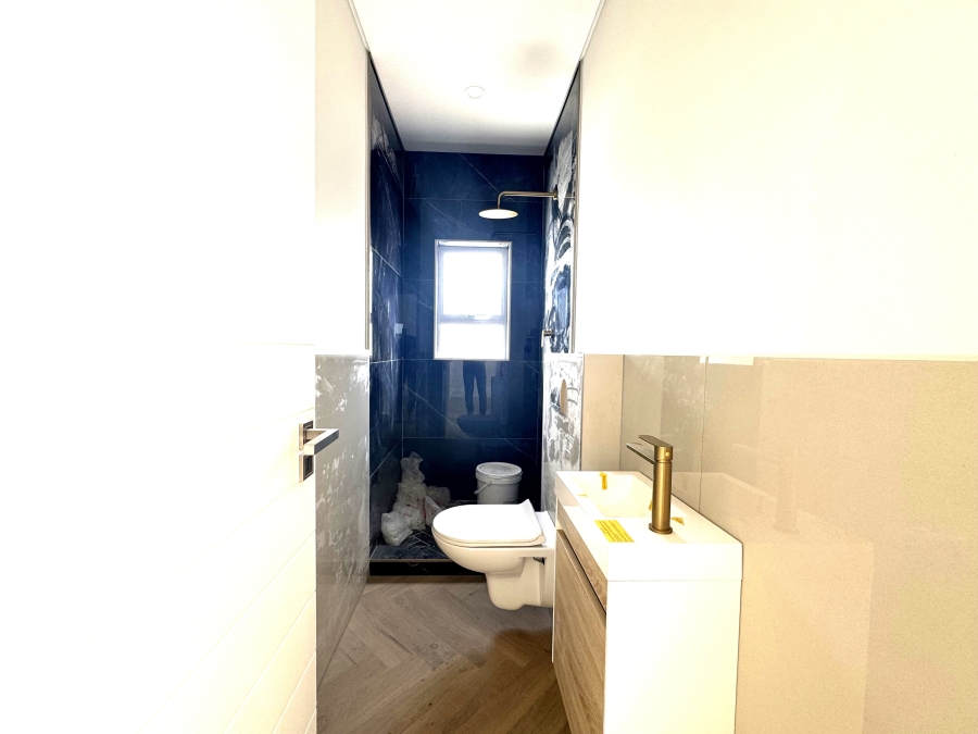 4 Bedroom Property for Sale in Sandown Western Cape